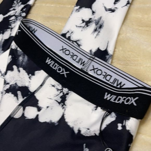 Wildfox tie dye leggings - Picture 6 of 9